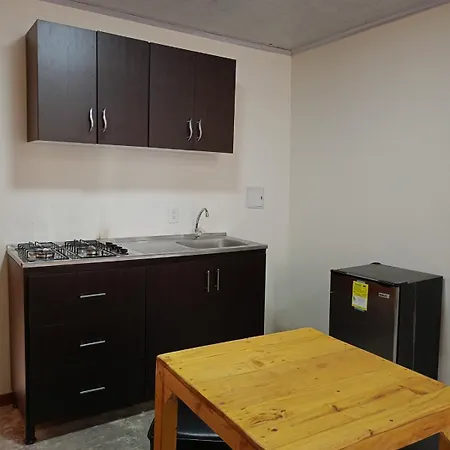 Green Apartmen 
